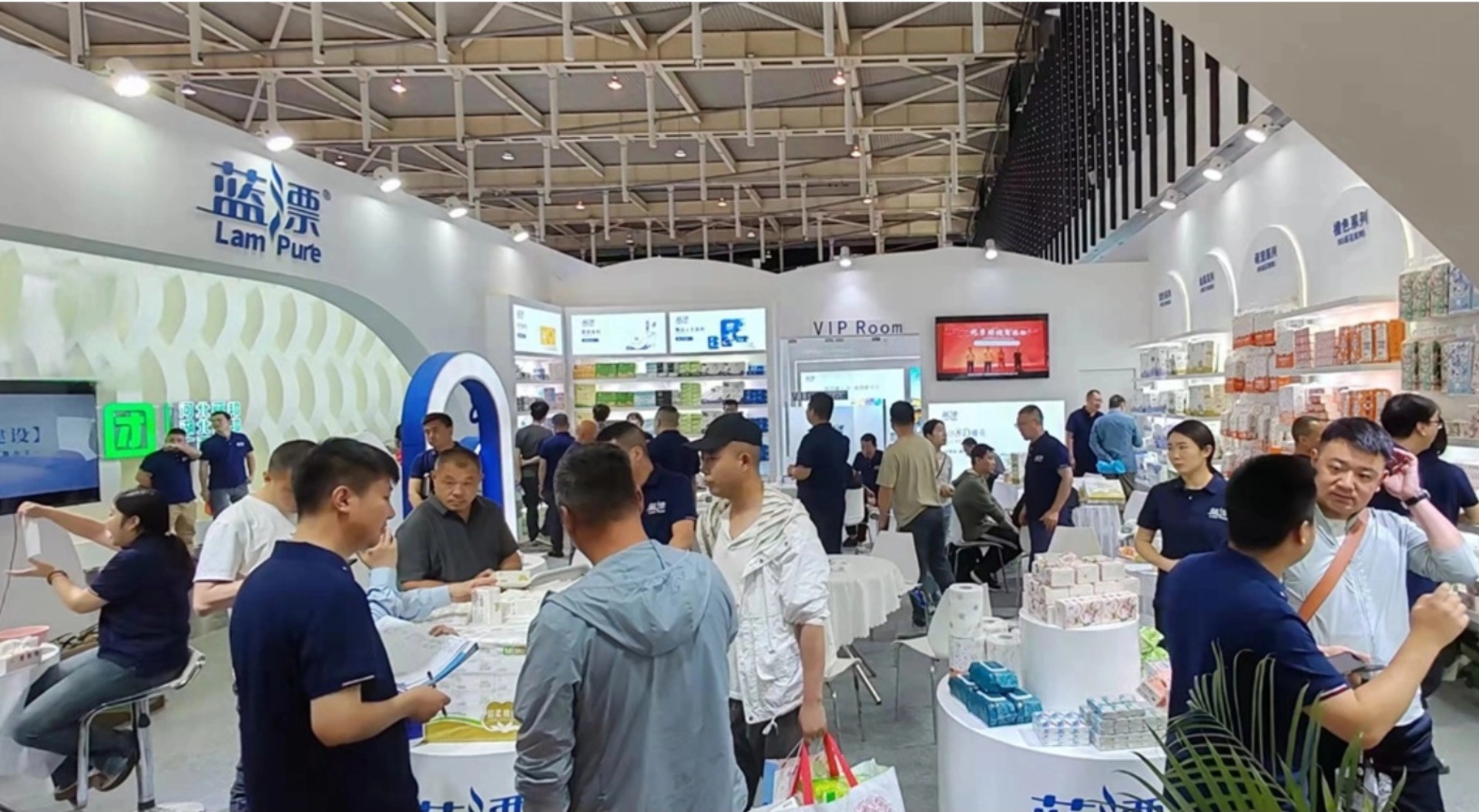 火熱現(xiàn)場|藍(lán)漂攜新品精彩亮相第31屆生活用紙國際科技展覽會